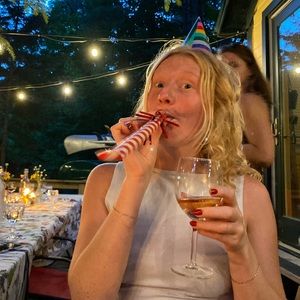 Meet your Posher, Emma